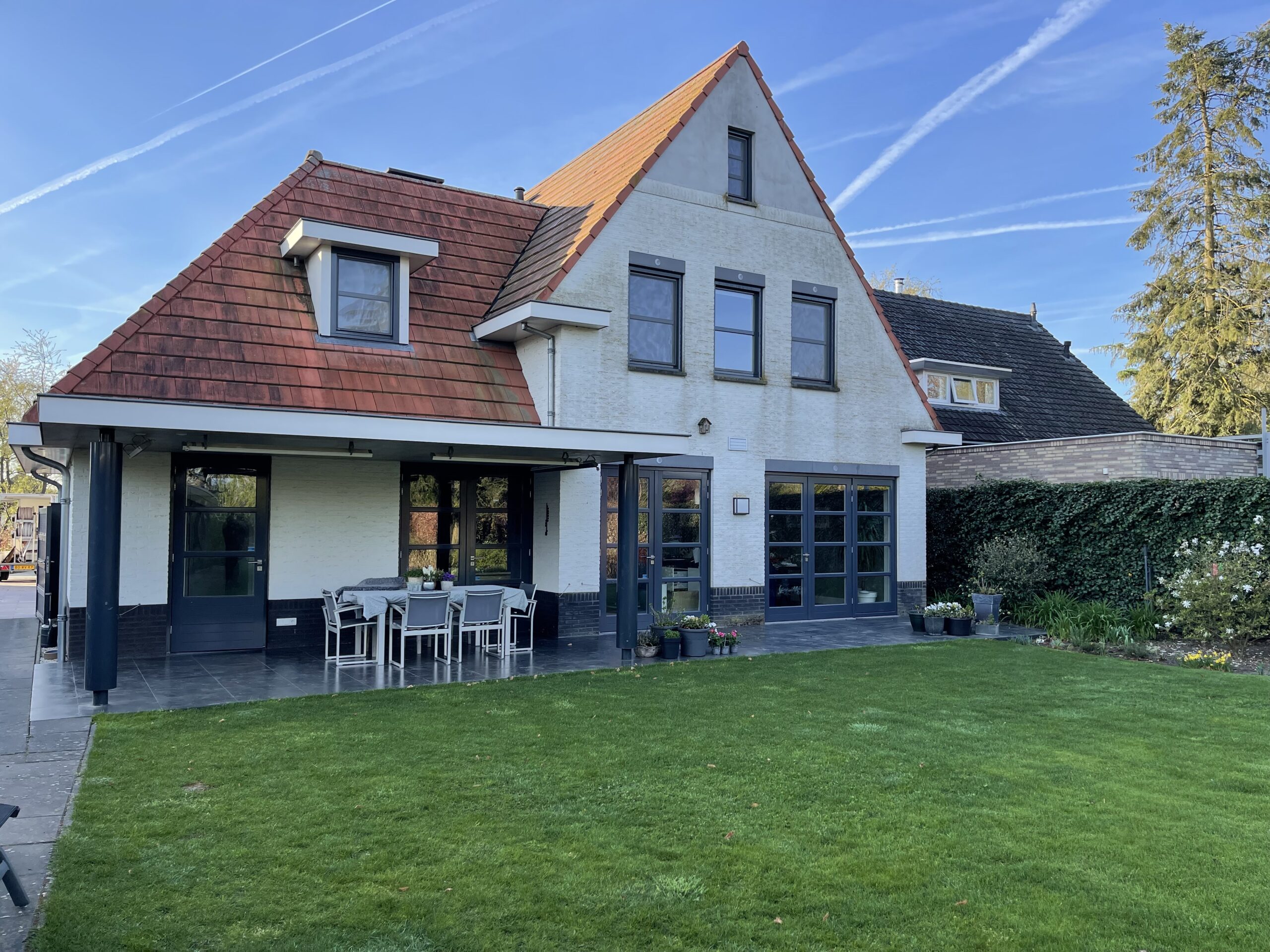 Gevel voor de SoftWash reiniging